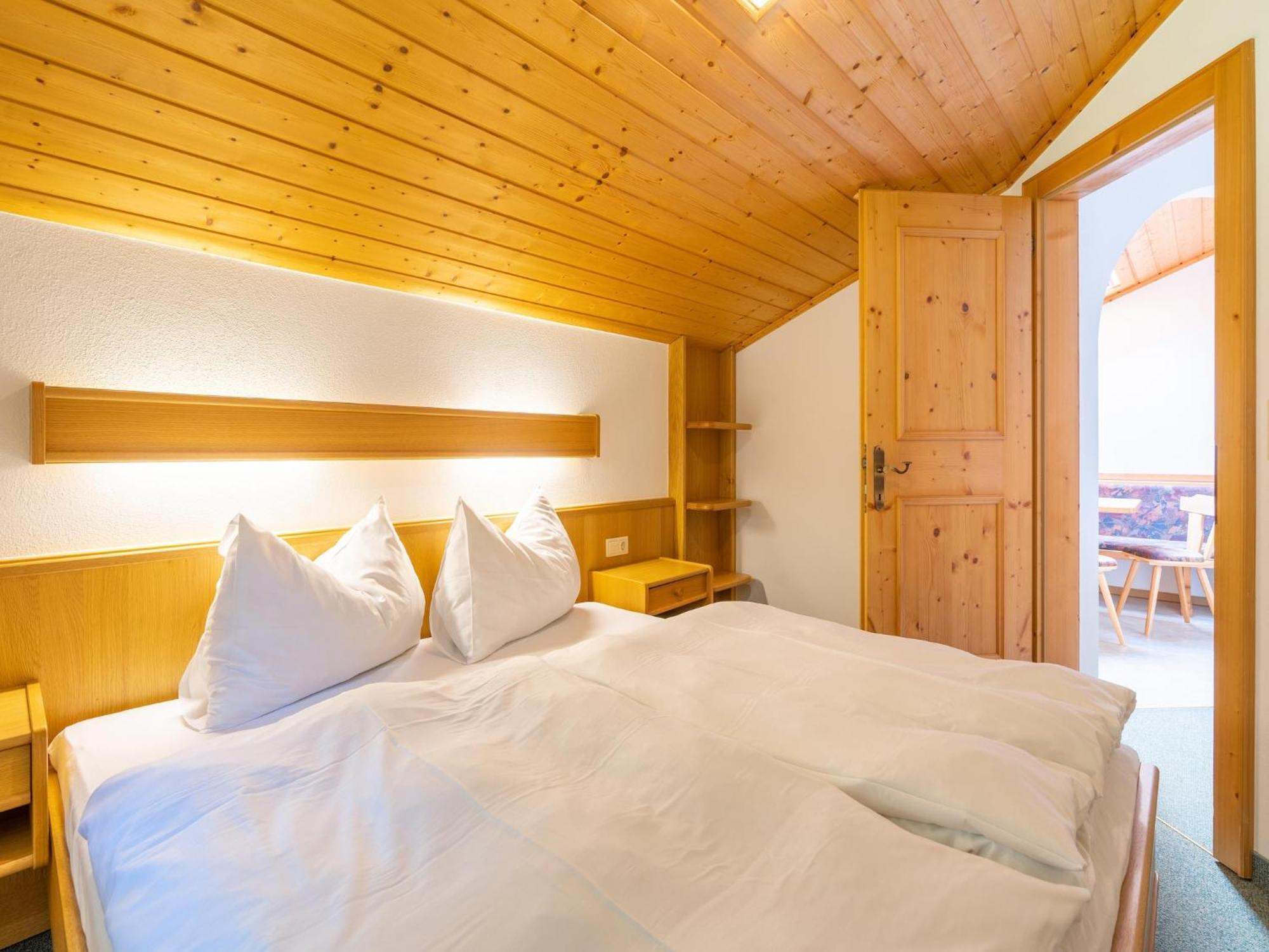 Beautiful Apartment In Mittersill With Balcony Екстериор снимка