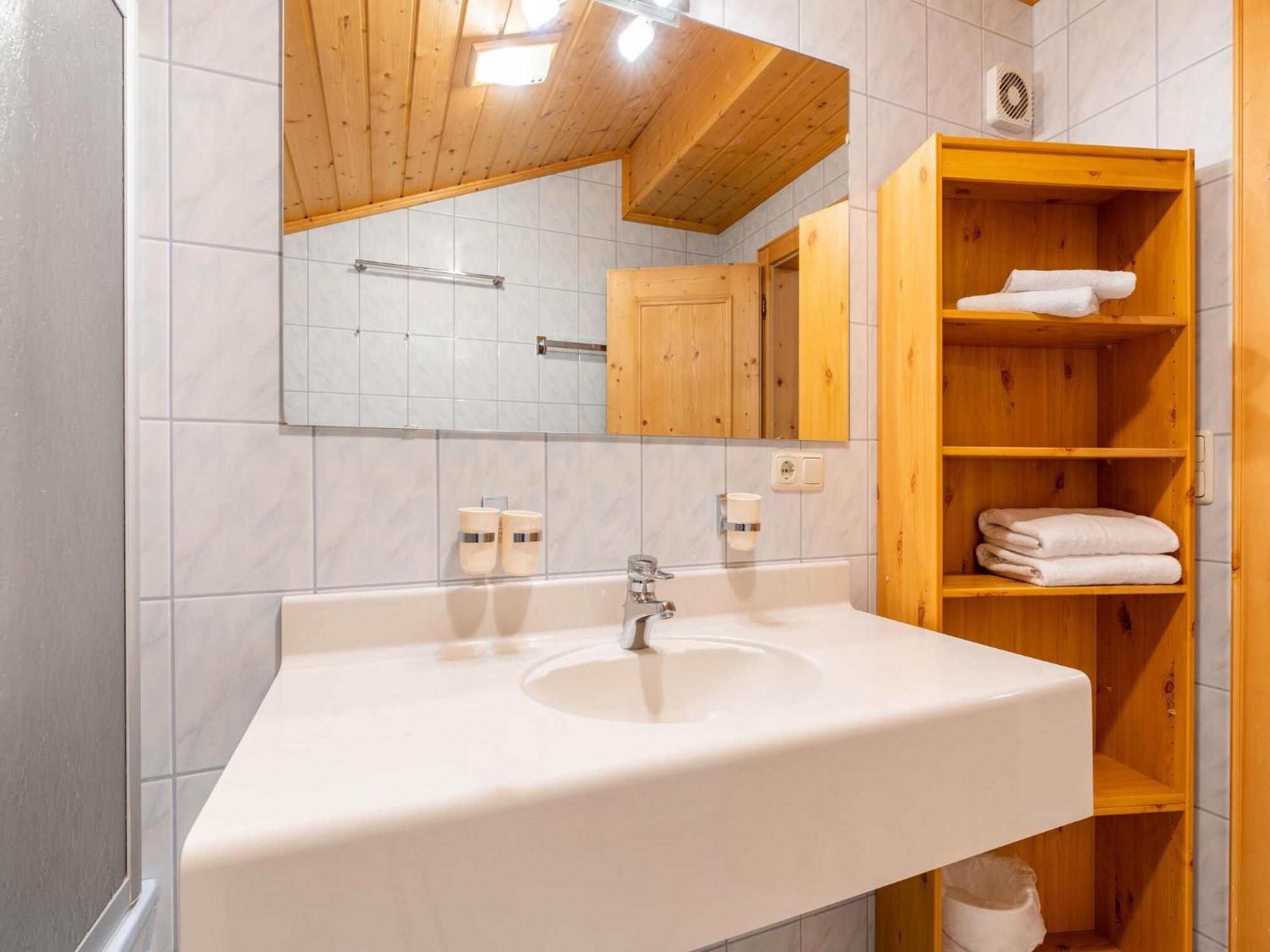 Beautiful Apartment In Mittersill With Balcony Екстериор снимка