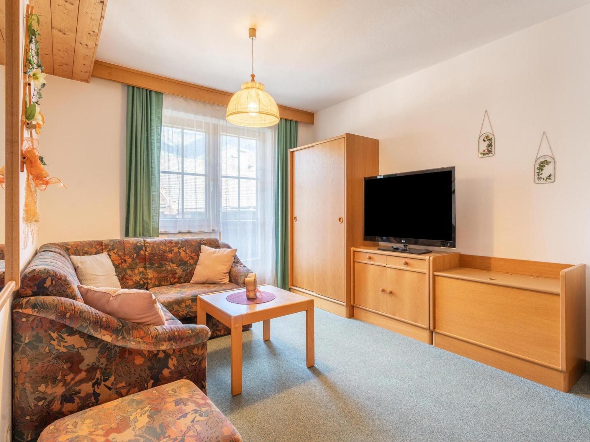 Beautiful Apartment In Mittersill With Balcony Екстериор снимка