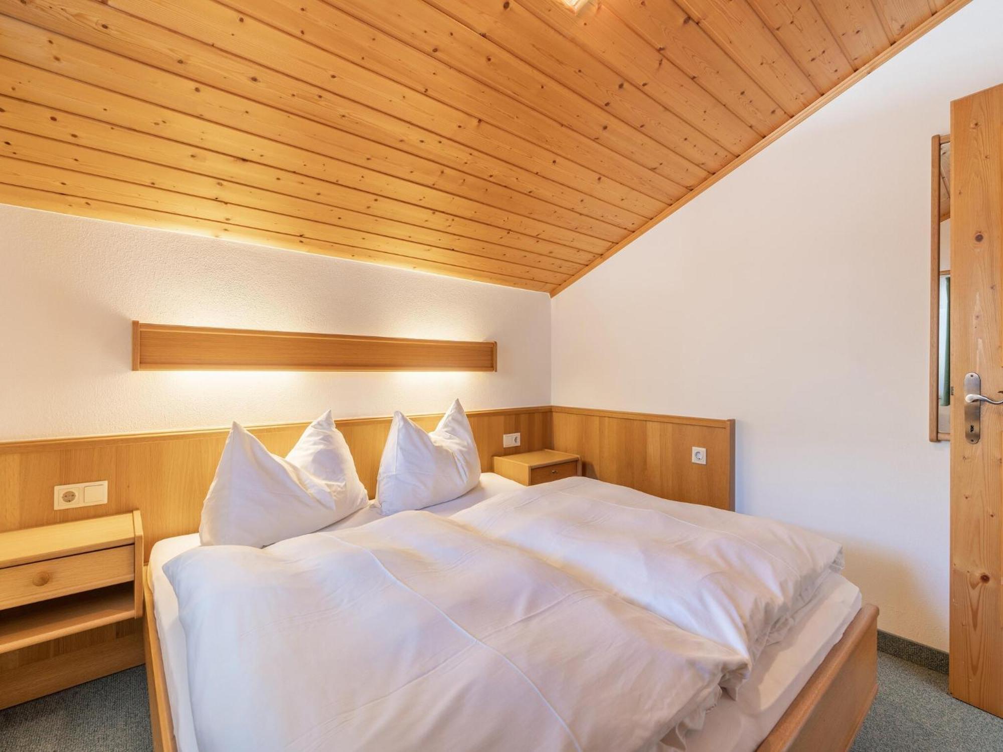 Beautiful Apartment In Mittersill With Balcony Екстериор снимка